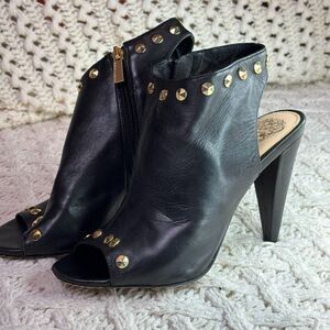 Vince Camuto Black Leather Peep Toe Heel Booties w/ Gold Tone Studs Women's 7.5M